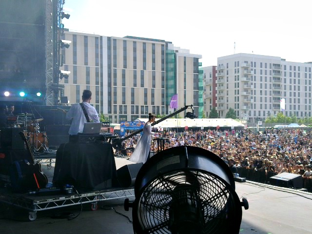 Jessie Ware on stage