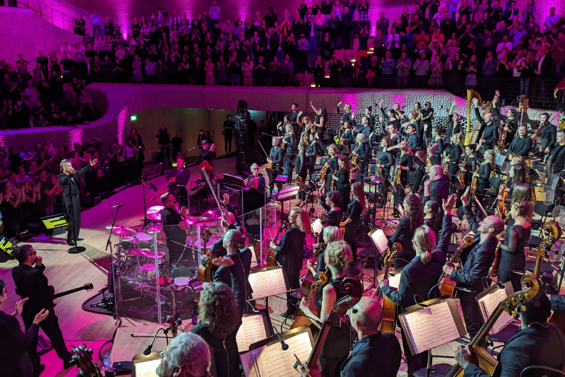 Robbie Williams in der Elbphilharmonie in Hamburg