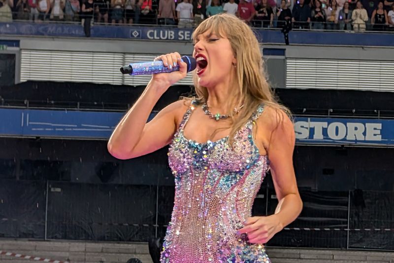 The Eras Tour: Taylor Swift lockte Tausende von Swifties ins